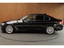 BMW 5-Serie 530i Head-up Memory seats Navi Leer Camera Climate (3-zone) Stoelverwarming voor & achter Sportstoelen Virtual PDC LM velgen BTW auto