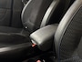 Renault Captur 150PK TCe Version S Automaat | Trekhaak | Climate Control | Bose Audio | Lichtmetalen Velgen | Cruise Control | Camera | Parkeersensoren | Licht & Regen Sensor |