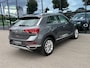 Volkswagen T-Roc 1.5 TSI 150pk DSG Style | Dode hoek | Camera | Keyless | Elek. Achterklep | Rijklaar incl. garantie