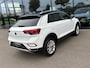 Volkswagen T-Roc 1.5 TSI 150pk DSG Style | Trekhaak | Navi | IQ light | Adapt. Cruise | Rijklaar incl. garantie