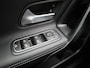 Mercedes-Benz A-klasse 160 Business Solution Luxury | Leder | LED Koplampen | Camera | Privacy Glass | Navigatie | Climate Control | Lichtmetalen Velgen |