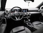 Mercedes-Benz A-klasse 160 Business Solution Luxury | Leder | LED Koplampen | Camera | Privacy Glass | Navigatie | Climate Control | Lichtmetalen Velgen |