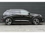 Peugeot 2008 1.2 PURETECH 130PK GT PACK AUTOMAAT / NAVI / ALCANTARA / PDC / CLIMA / 17"LMV / CAMERA V+A / KEYLESS / MASSAGESTOEL / FULL-LED / BLUETOOTH / ADAPT. CRUISECONTROL / FULL-OPTIONS / 1E EIGENAAR / NIEUWSTAAT !!