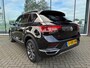Volkswagen T-Roc 1.5 TSI Sport - Automaat - Pano/schuifdak - Navi - Parkeerhulp