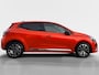 Renault Clio 90PK TCe GPF Techno | 9,3" Navi | Camera | Parkeersensoren | Cruise Control | Climate Control | Licht & Regen Sensor | Apple CarPlay/Android Auto | Full LED | Lichtmetalen Velgen |