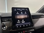 Renault Clio 90PK TCe GPF Techno | 9,3" Navi | Camera | Parkeersensoren | Cruise Control | Climate Control | Licht & Regen Sensor | Apple CarPlay/Android Auto | Full LED | Lichtmetalen Velgen |
