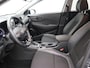 Hyundai Kona 1.6 GDI HEV Fashion Sky / Trekhaak / Navigatie / HUD Display / Halfleer / Cruise Control / 18" LMV / Dealer onderhouden / Historie aanwezig /