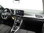 Volkswagen T-Roc 1.5 TSI Life Business | Trekhaak | Stuurverwarming | Stoelverwarming | Camera | Navigatie | Adaptive Cruise |