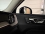 Volvo XC60 T8 AWD Recharge Plus Bright Long Range | Trekhaak | 455pk | Adaptieve Cruise Control | Stoel en Stuurwielverwarming | Schuifdak | Full LED Meesturende koplampen | Pilot Assist | Parkeercamera | Elektrische voorstoelen geheugen | Lederen bekleding | Zittin