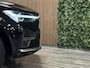 Volvo XC60 T8 AWD Recharge Plus Bright Long Range | Trekhaak | 455pk | Adaptieve Cruise Control | Stoel en Stuurwielverwarming | Schuifdak | Full LED Meesturende koplampen | Pilot Assist | Parkeercamera | Elektrische voorstoelen geheugen | Lederen bekleding | Zittin