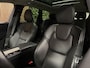 Volvo XC60 T8 AWD Recharge Plus Bright Long Range | Trekhaak | 455pk | Adaptieve Cruise Control | Stoel en Stuurwielverwarming | Schuifdak | Full LED Meesturende koplampen | Pilot Assist | Parkeercamera | Elektrische voorstoelen geheugen | Lederen bekleding | Zittin
