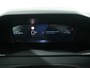 Peugeot 2008 1.2 HYBRID 145PK ALLURE E-DCS6 | Trekhaak | Stoelverwarming | Camera | Carplay