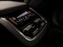 Volvo XC90 T8 AWD Recharge Ultimate Bright | Trekhaak | All Season Banden | 360° Camera | Head-Up Display | Harman Kardon | 455pk | Alcantara hemelbekleding | Adaptieve Cruise Control | Standkachel met Volvo On Call App | Stoelverwarming voor+achter | Stuurwielverwa