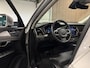 Volvo XC90 T8 AWD Recharge Ultimate Bright | Trekhaak | All Season Banden | 360° Camera | Head-Up Display | Harman Kardon | 455pk | Alcantara hemelbekleding | Adaptieve Cruise Control | Standkachel met Volvo On Call App | Stoelverwarming voor+achter | Stuurwielverwa
