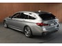 BMW 5-Serie Touring 520i High Exe M-pakket Head-up Navi Elektr. achterklep Camera Carplay Virtual Elektr. uitklapbare trekhaak Matrix ACC Stoelverwarming DAB Climate (3-zone) PDC Memory LM velgen BTW auto