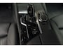 BMW 5-Serie Touring 520i High Exe M-pakket Head-up Navi Elektr. achterklep Camera Carplay Virtual Elektr. uitklapbare trekhaak Matrix ACC Stoelverwarming DAB Climate (3-zone) PDC Memory LM velgen BTW auto