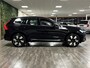 Volvo XC60 T6 AWD Recharge Ultra Bright | Trekhaak | Stoelventilatie | 360° Camera | Head-Up Display | Harman Kardon | Stoelmassage | Adaptieve Cruise Control | Stoelverwarming | Full LED Meesturende koplampen | Pilot Assist | BLIS Dode Hoek Detectie | Schuifdak | E