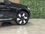 Volvo XC60 T6 AWD Recharge Ultra Bright | Trekhaak | Stoelventilatie | 360° Camera | Head-Up Display | Harman Kardon | Stoelmassage | Adaptieve Cruise Control | Stoelverwarming | Full LED Meesturende koplampen | Pilot Assist | BLIS Dode Hoek Detectie | Schuifdak | E
