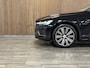 Volvo V60 T6 AWD Recharge Inscription | Trekhaak | Schuifdak | Harman Kardon | Adaptieve Cruise Control | Stoel en Stuurwielverwarming | Parkeercamera | Pilot Assist | BLIS Dode Hoek Detectie | Bestuurdersstoel elektrisch geheugen | Lederen bekleding | Zitting verl