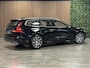 Volvo V60 T6 AWD Recharge Inscription | Trekhaak | Schuifdak | Harman Kardon | Adaptieve Cruise Control | Stoel en Stuurwielverwarming | Parkeercamera | Pilot Assist | BLIS Dode Hoek Detectie | Bestuurdersstoel elektrisch geheugen | Lederen bekleding | Zitting verl