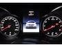 Mercedes-Benz C-klasse 180 Business Solution (PANORAMADAK, TREKHAAK, CAMERA, ELEKTR STOELEN, LEER, NAVIGATIE, SENSOREN)