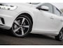 Volvo V40 2.0 D3 R-Design Automaat|1ste Eig.|Org NL NAP|BTW Auto|Trekhaak|Full LED|Standkachel|Stoelverwarming
