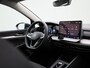 Volkswagen Golf 1.5 eHybrid Life Edition 204 PK | Fysieke Voorraad | Direct Leverbaar | 18 Inch Catania | Achteruitrijcamera | Parkeersensoren | Sfeerverlichting | Adaptieve Cruise Control | Digitale Cockpit