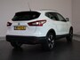Nissan Qashqai 1.2 N-Connecta | Panoramadak | Trekhaak | Navigatie