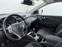 Nissan Qashqai 1.2 N-Connecta | Panoramadak | Trekhaak | Navigatie