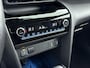 Toyota Yaris Cross 1.5 Hybrid Executive | Navigatie | Dodehoek detectie | Head-up display | JBL | Stoelverwarming | Parkeersensoren voor/achter | 18 inch | Adaptive Cruise | Apple Carplay / Android Auto