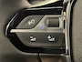 Peugeot 208 Style | Dashboard en deurpanelen in kunststof met carboneffect | Ecoled koplampen | Elektrisch verstelbare en verwarmbare buitenspiegels