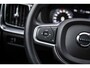 Volvo V60 2.0 B3 Momentum Advantage | Parkeer Camera | 17" Lichtmetalen Velgen | Stoel en Stuurverwarming | Parkeersensoren Voor en Achter |
