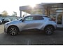 Toyota C-HR 1.8 HYBRID 140 DYNAMIC EL-ACHTERKLEP STOEL-STUUR & RUITENWISSER VERW. KEYLESS LED-KOPLAMPEN