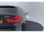 BMW 5-Serie Touring 540i xDrive High Executive M-Sport | Trekhaak | Panoramadak | Stoelverwarming V+A | Head-Up | Comfortstoelen |