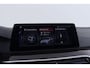 BMW 5-Serie Touring 540i xDrive High Executive M-Sport | Trekhaak | Panoramadak | Stoelverwarming V+A | Head-Up | Comfortstoelen |