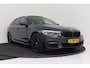BMW 5-Serie Touring 540i xDrive High Executive M-Sport | Trekhaak | Panoramadak | Stoelverwarming V+A | Head-Up | Comfortstoelen |