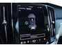 Volvo V60 B4 Automaat Plus Dark | Panoramadak|Premium Audio by Harman en Kardon|Nappa leder Interieur| Rondom Zicht Camera| 19"Lichtmetalen velgen|Semi electrische Trekhaak.
