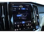 Volvo V60 B4 Automaat Plus Dark | Panoramadak|Premium Audio by Harman en Kardon|Nappa leder Interieur| Rondom Zicht Camera| 19"Lichtmetalen velgen|Semi electrische Trekhaak.