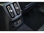 Volvo XC40 T5 Recharge Inscription | Stoelverwarming | BLIS | Pilot Assist | Trekhaak | 360° Camera | Leder | Panoramadak | Keyless