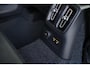 Volvo XC40 T5 Recharge Inscription | Stoelverwarming | BLIS | Pilot Assist | Trekhaak | 360° Camera | Leder | Panoramadak | Keyless