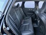 Volvo XC60 2.0 T6 Plug-in hybrid AWD Plus Dark | Adaptive cruise control | 360° camera | Trekhaak | Stoel- en stuurverwarming | Dode hoek detectie BLIS |