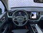 Volvo XC60 2.0 T6 Plug-in hybrid AWD Plus Dark | Adaptive cruise control | 360° camera | Trekhaak | Stoel- en stuurverwarming | Dode hoek detectie BLIS |