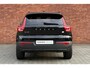 Volvo XC40 T4 Plug-in hybrid Ultimate Dark | Panoramadak | 360 Graden Camera | Adaptieve Cruise Control | Standkachel | Verwarmbare Voorstoelen | Apple Carplay/ Android Auto | 20'' Lichtmetalen Velgen