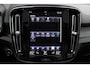 Volvo XC40 T4 Plug-in hybrid Ultimate Dark | Panoramadak | 360 Graden Camera | Adaptieve Cruise Control | Standkachel | Verwarmbare Voorstoelen | Apple Carplay/ Android Auto | 20'' Lichtmetalen Velgen