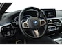 BMW 5-Serie Touring 530e xDrive M Sport | HUD | Laser | Harman Kardon | Elek. Trekhaak | Adapt. Cruise | Leder