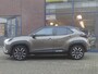 Toyota Yaris Cross 1.5 Hybrid 130 Launch Edition NL AUTO TREK HAAK ALL-SEASONBANDEN JBL