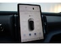 Volvo EX30 Single Motor Extended Range Europa 69 kWh | Verwarmde voorstoelen en stuurwiel | Elektrisch verstelbare voorstoelen | Warmtepomp | Indigo interieur | Apple Carplay en Android Auto