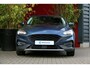 Ford Focus 1.5 EcoBoost Active Business | 1500kg trekgewicht! | All season banden | Stoel+stuurverw. | Elek. a. klep | LED | 17''