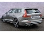 Volvo V60 2.0 T5 Inscription | Trekhaak | Adaptive cruise control | Lederen bekleding | Actieve LED koplampen | Stoelverwarming | Achteruitrijcamera | 19" velgen | Parkeersensoren voor + achter | Navigatie | Apple Carplay / Android Auto |