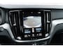 Volvo V60 2.0 T5 Inscription | Trekhaak | Adaptive cruise control | Lederen bekleding | Actieve LED koplampen | Stoelverwarming | Achteruitrijcamera | 19" velgen | Parkeersensoren voor + achter | Navigatie | Apple Carplay / Android Auto |